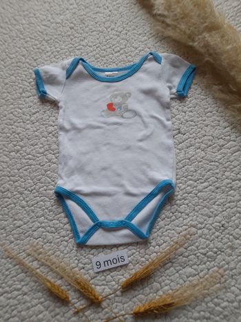 Bodies 9 mois 0.50 euro