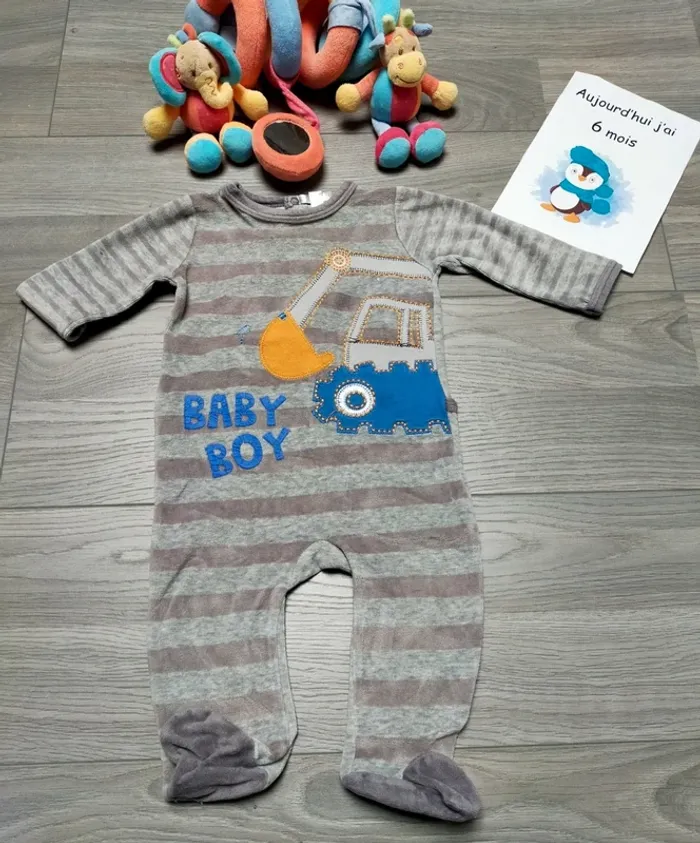 Grenouillère velours gris engin garçon 6 mois Mini Gang