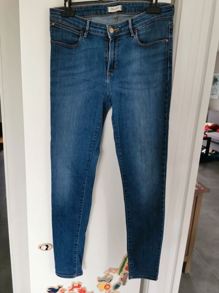 Jean wrangler taille 40