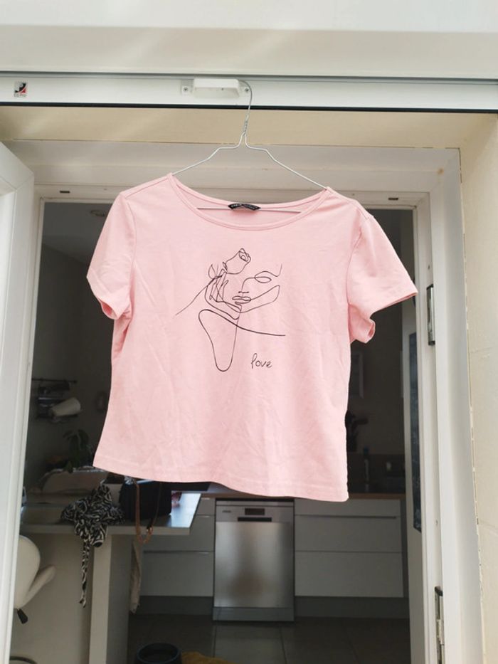 Tee shirt rose