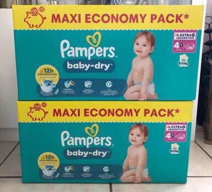 LOT DE 196 COUCHES PAMPERS BABY DRY TAILLE 4+ NEUFS DANS L'EMBALLAGE