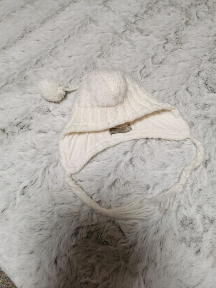 Bonnet laine et ponpom