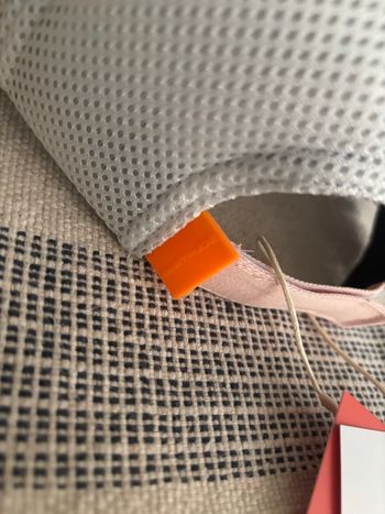 Casquette Gertrude rose avec étiquette !