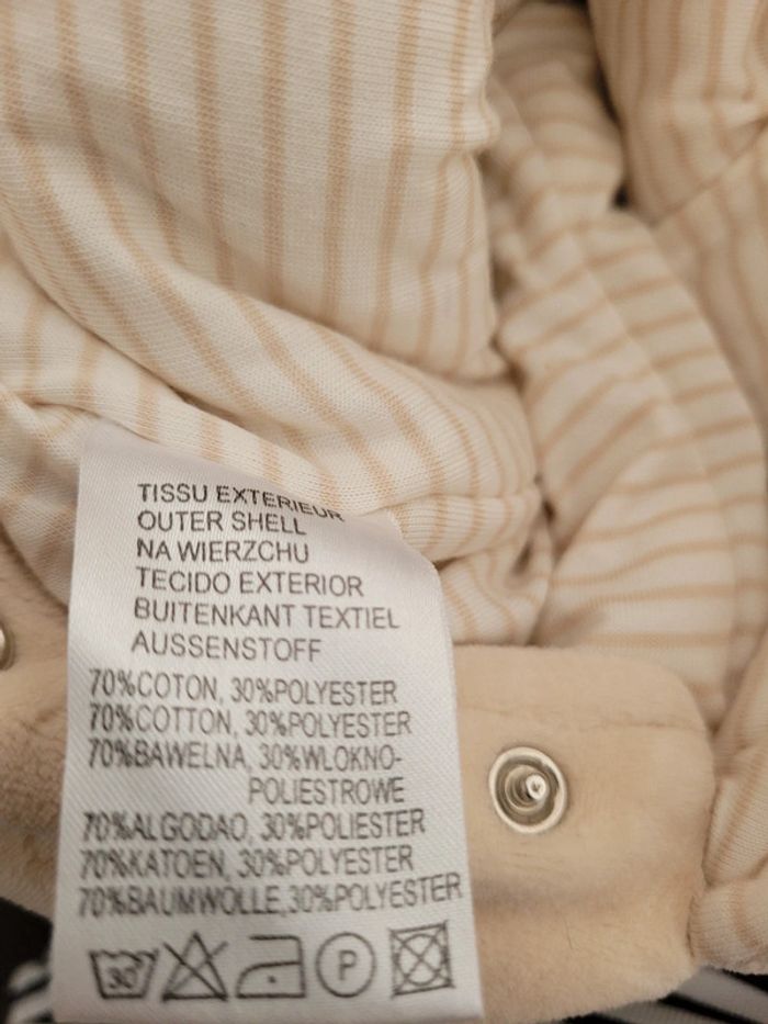 Pyjama Grenouillère bébé chaud 1 mois en excellent etat - photo numéro 5