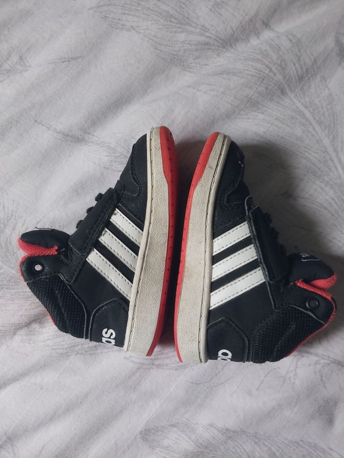Baskets montantes Adidas bébé - Taille 23 - photo numéro 5