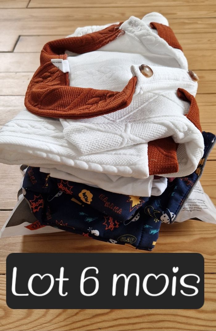 Lot vêtements 6 mois