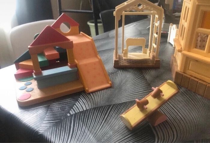 Grande maison des sylvanian - photo numéro 3