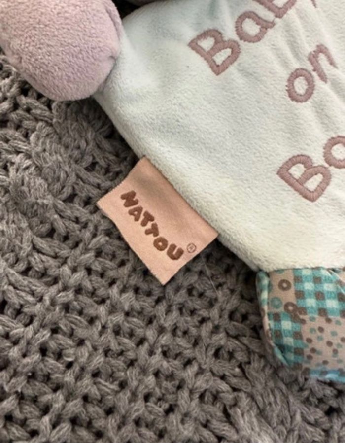 Lot Jeu peluche cosy ou arche avec peluche pour voiture assortie Nattou - photo numéro 5