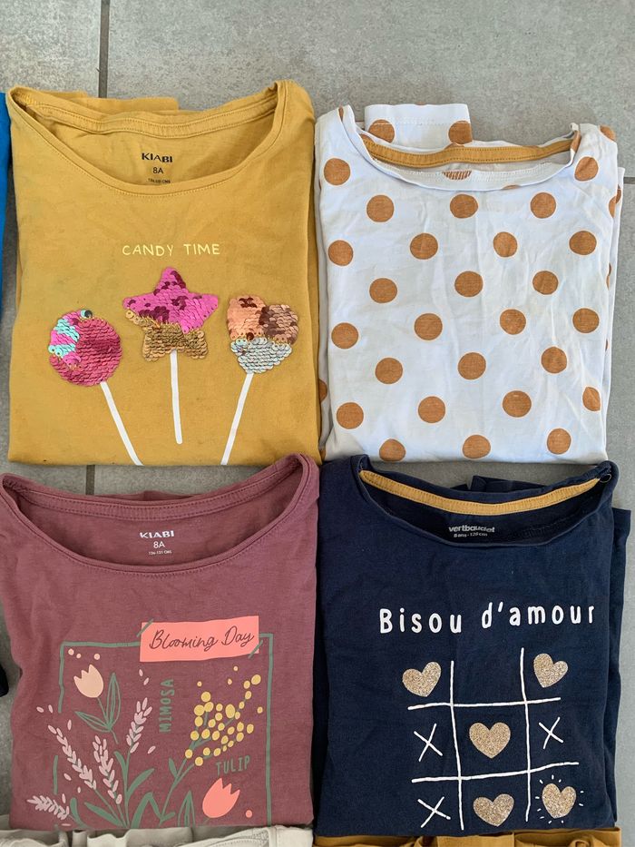 Lot 9 pièces 8 ans (1 te shirt MC + collant) offerts - photo numéro 3
