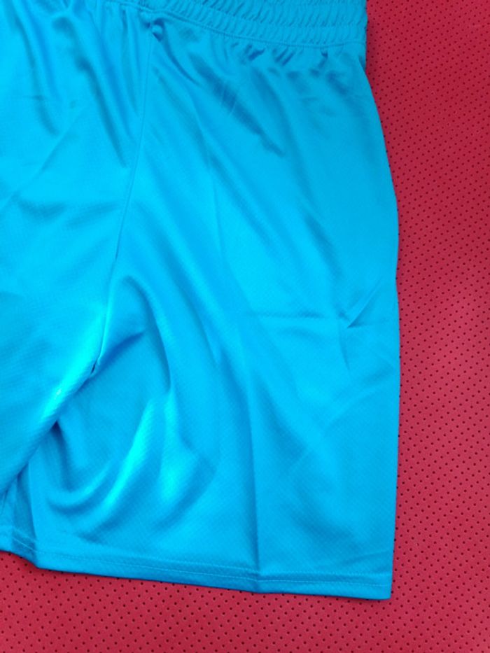 Short de foot Italie, Puma Authentique Officiel taille Adulte S, Neuf - photo numéro 12