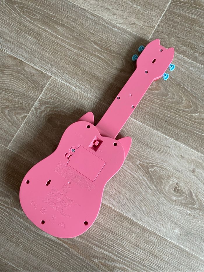 Guitare gabby et la maison magique - photo numéro 2