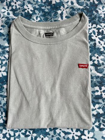 TEE shirt levis 14 ans