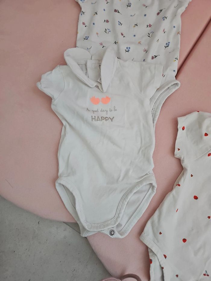 Lot de 4 bodys manches courtes - photo numéro 5