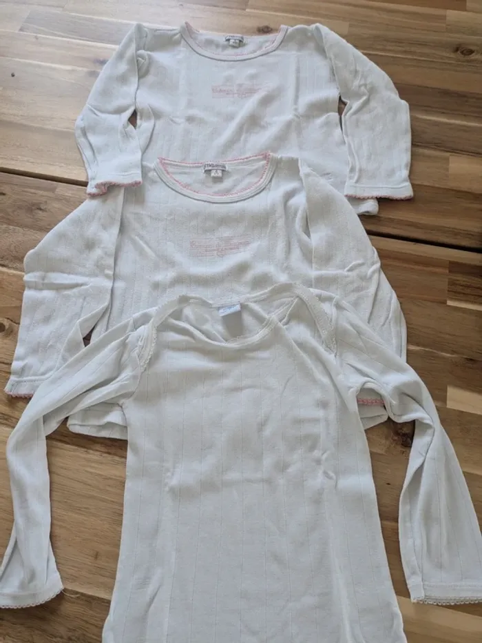 Lot 3 tee-shirt 3-4ans - photo numéro 2