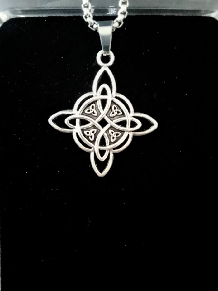 Chaîne + pendentif celtique - photo numéro 3