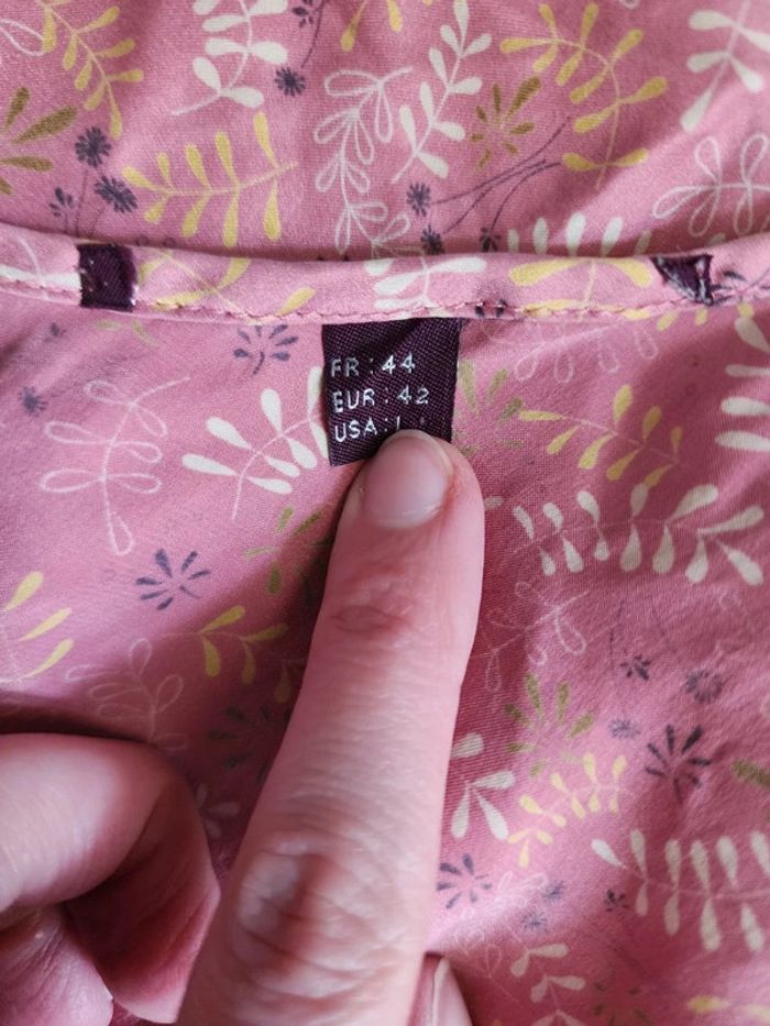 🌸Debardeur Satinée rose Taille 44🌸 - photo numéro 4