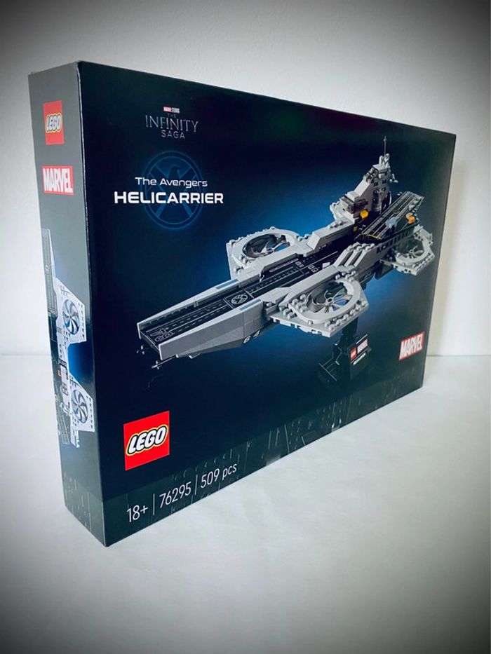 LEGO Marvel 76295 - L’Heliporteur des Avengers - Neuf et Scellé - photo numéro 10