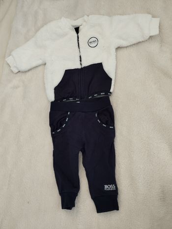 Ensemble Hugo boss 6 mois