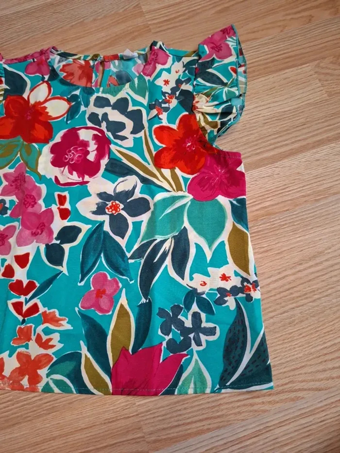 Blouse fleurs - photo numéro 2