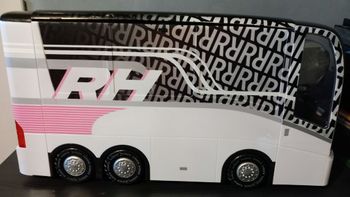 Bus rainbow vision poupées Rainbow high