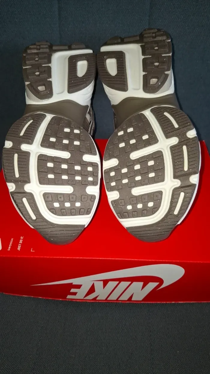 Baskets Nike - photo numéro 4
