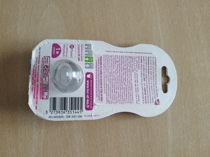 Sucette silicone - photo numéro 2