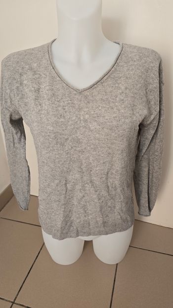 Pull gris esmara taille 38