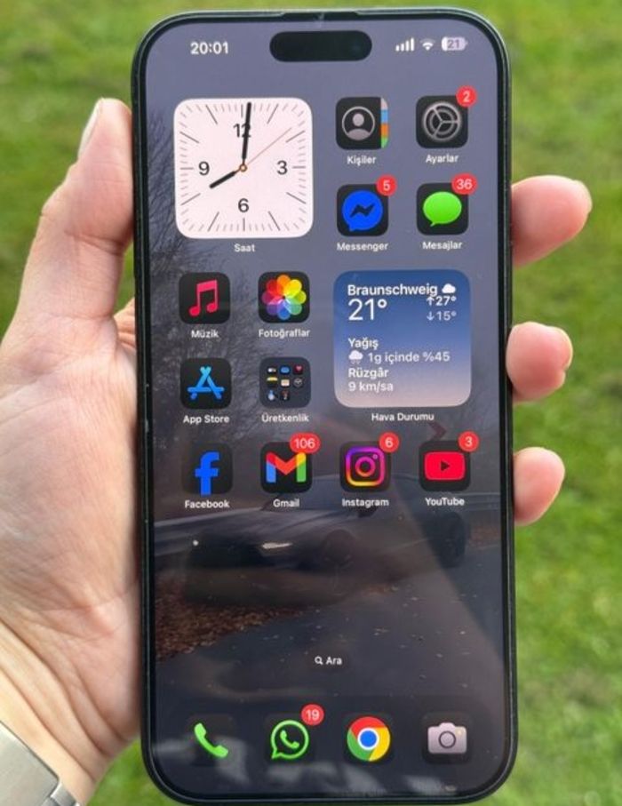 iPhone 16 pro max - photo numéro 2