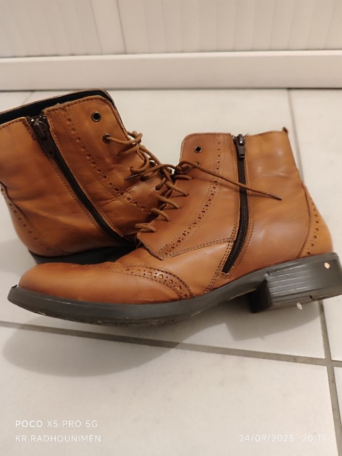 Vendre chaussures femme cuir urgent cause déménagement - photo numéro 3
