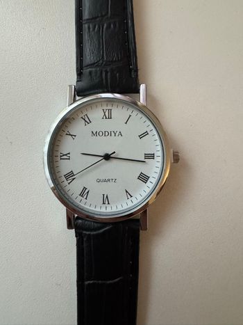 Montre modiya quartz