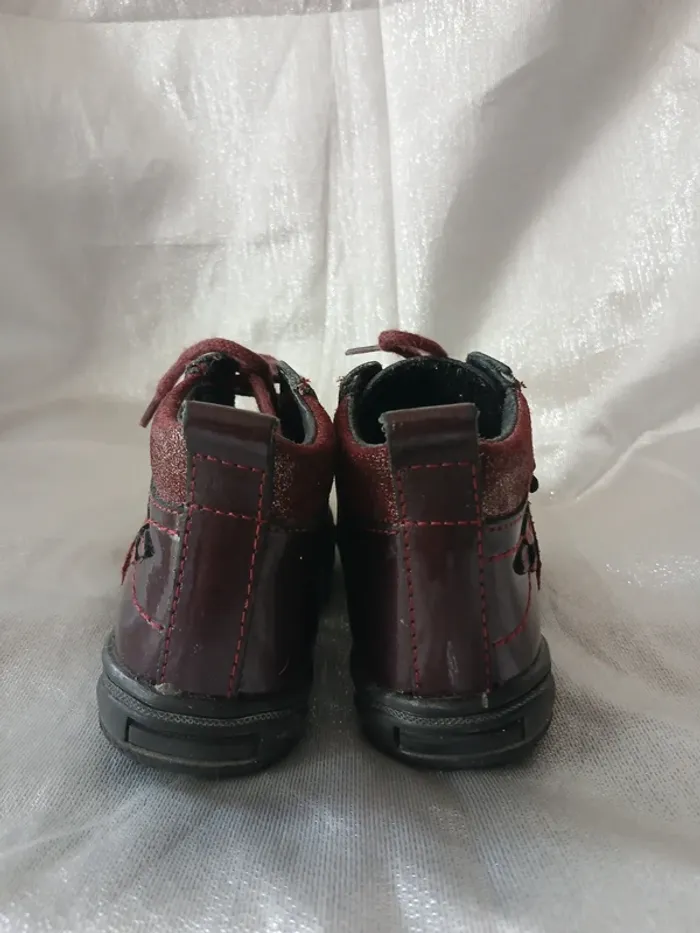 Jolies chaussures cuir Bopy pointure 24 - photo numéro 4