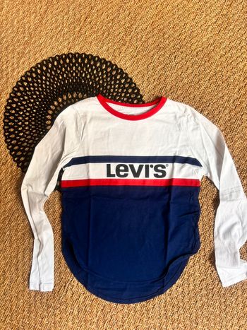 T’es shirt levis bleu blanc rouge