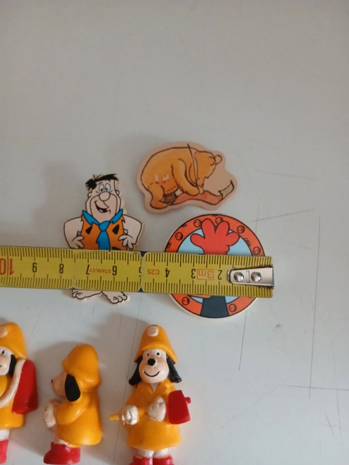 Lot pins et broches + aimants vintage - photo numéro 2