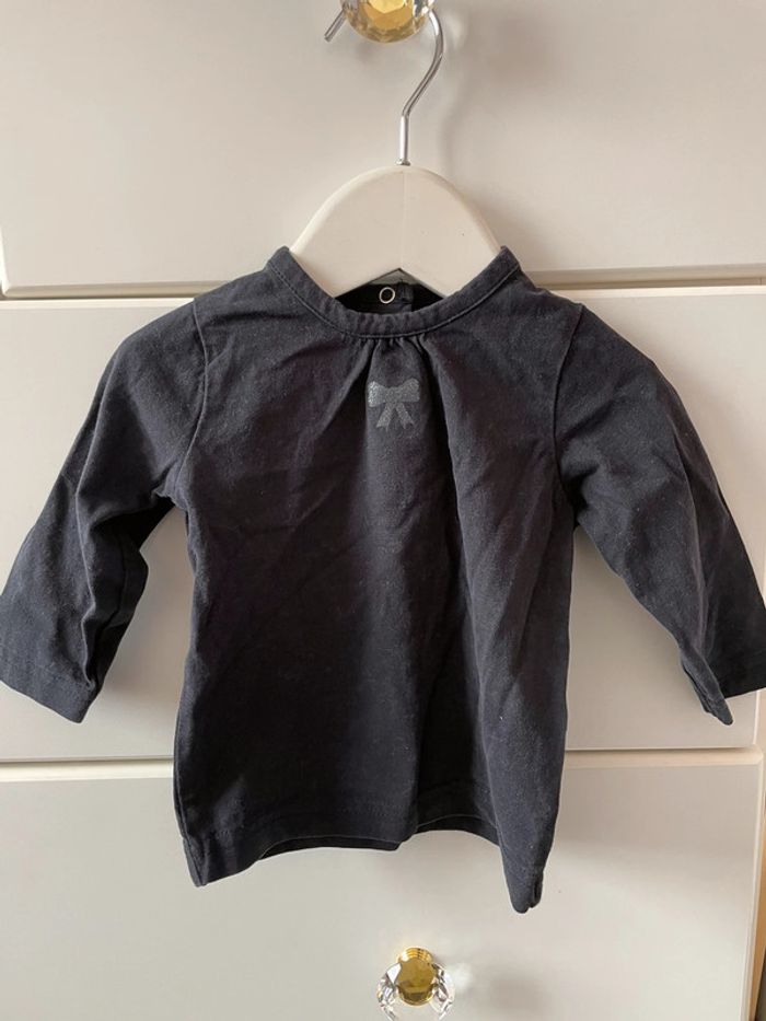 Tee shirt manche longue pull noir 6 mois