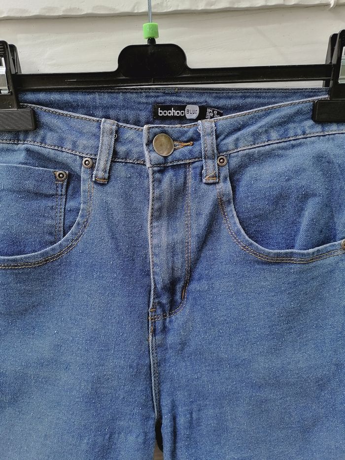 Bermuda en jean short long bleu Boohoo taille 8 soit taille 36 - photo numéro 2