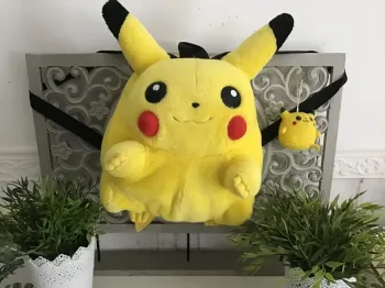 Vintage grand sac à dos pikachu