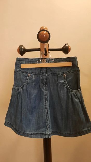 Jupe jean. Taille 10 ans