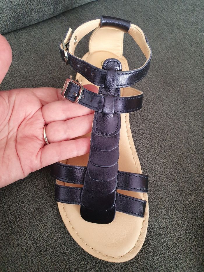 Sandales d'été Aster neuves taille 33 - photo numéro 5