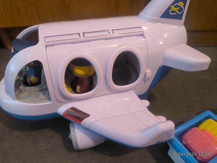 Avion Oxybul comme neuf - photo numéro 3