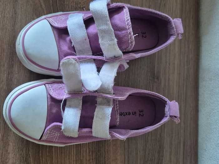 Tennis en toile à scratch mauve violet pointure 32 - photo numéro 4