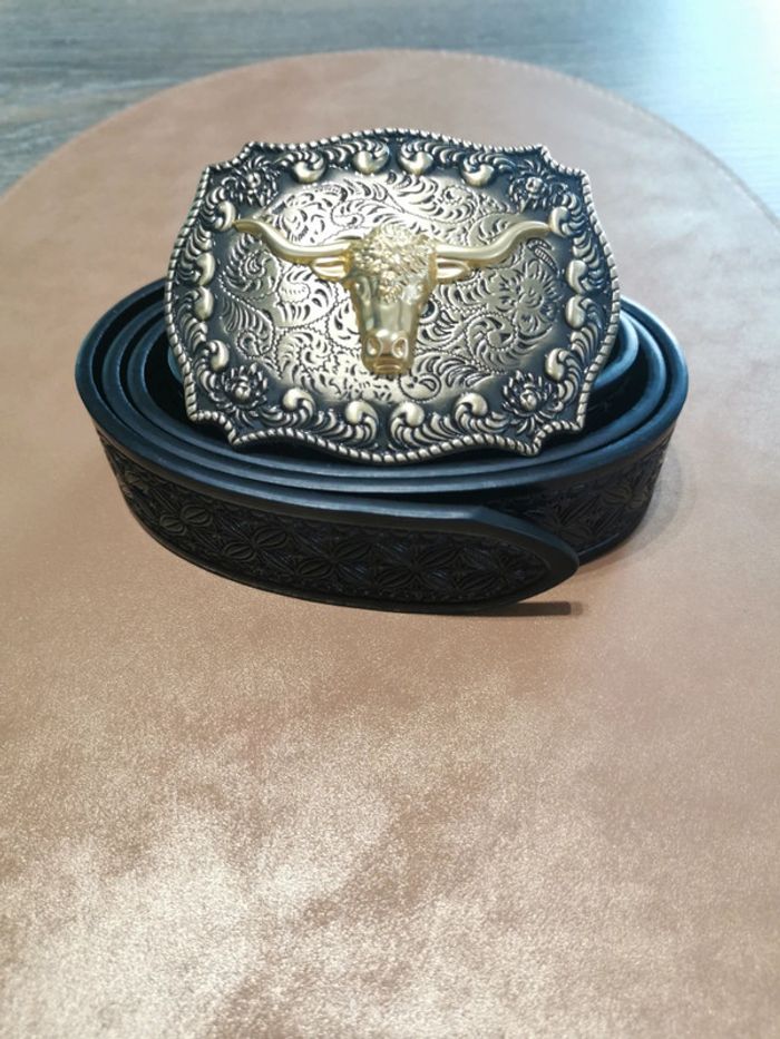 Ceinture de cowboy country taureau dorée