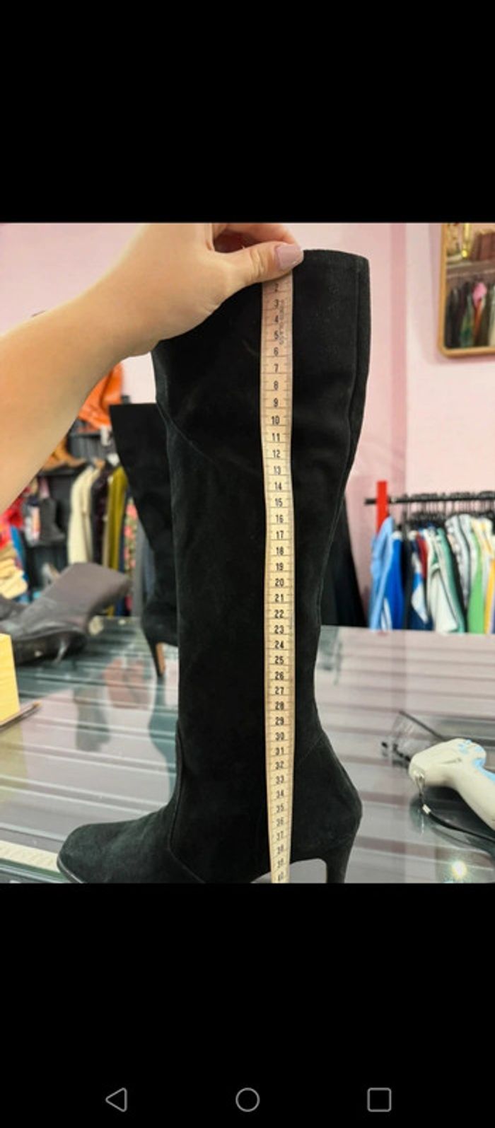 Bottes en daim cuir noir vintage talon carré - photo numéro 5
