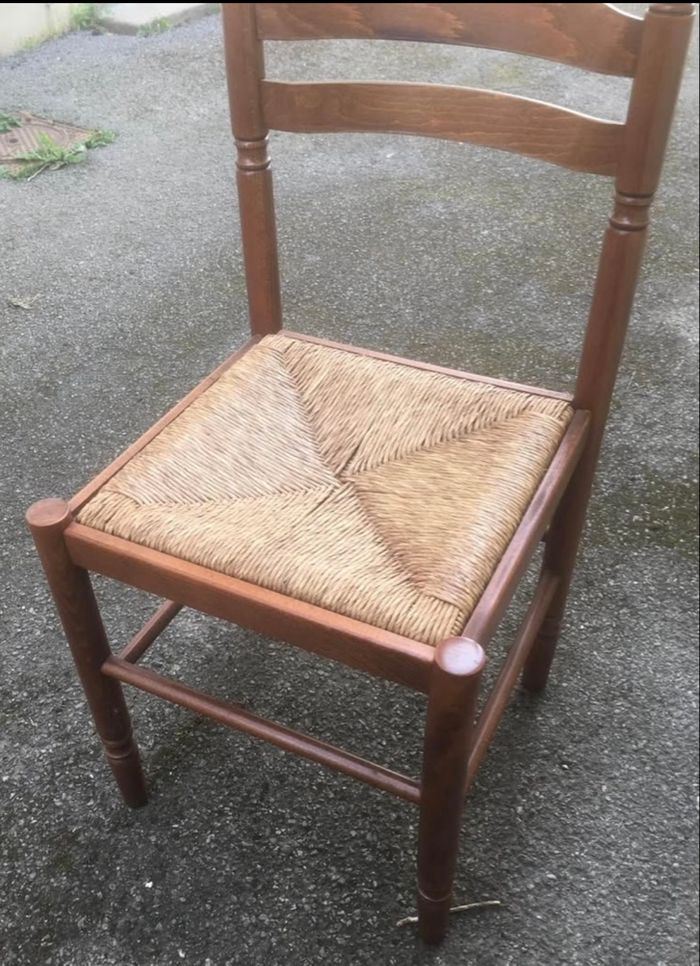 Vends quatre chaises - photo numéro 2