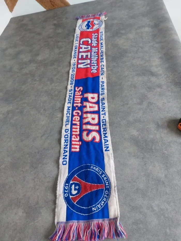 Echarpe Paris Saint Germain - photo numéro 2