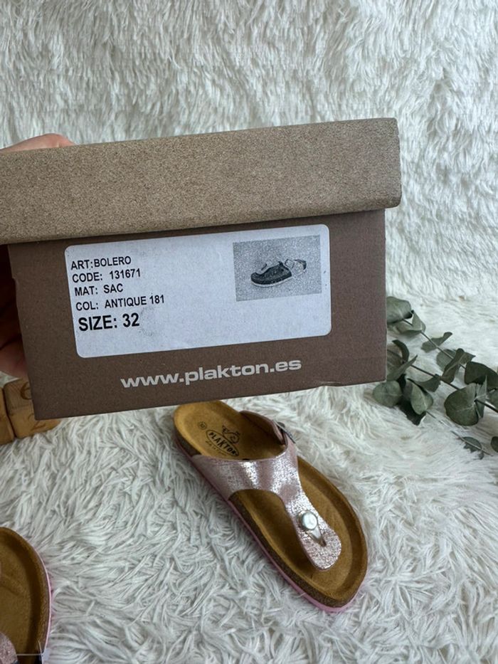 Paire de claquette Plakton taille 32 - photo numéro 6