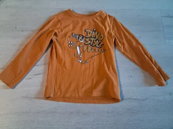 T-shirt dino