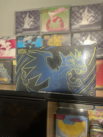 Coffret Pokémon upc dracaufeu flamme fantasmagorique 