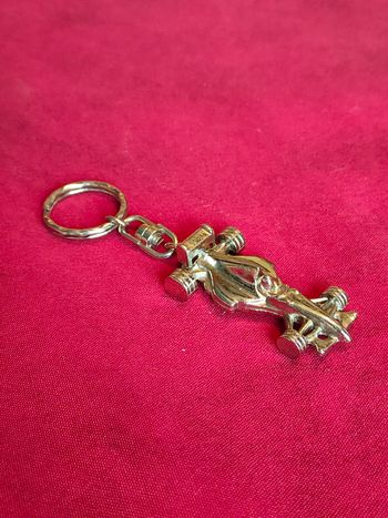 Porte-clefs voiture de course