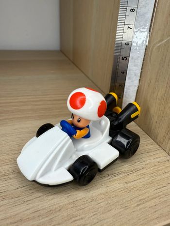 Voiture toad super Mario mc do