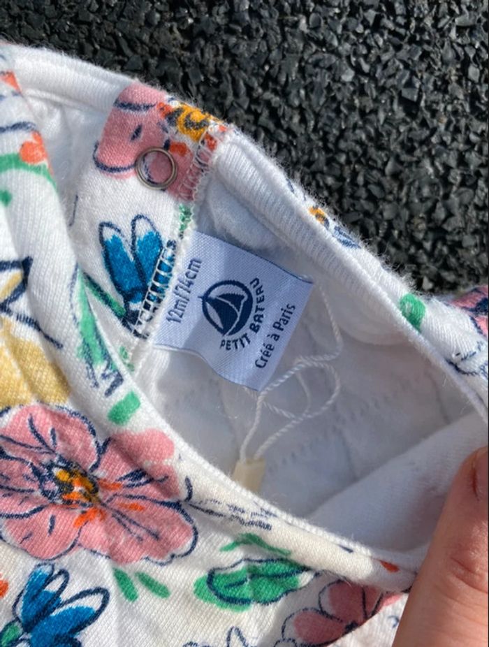 Robe Petit Bateau 12 mois neuve - photo numéro 2